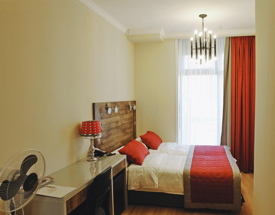 Grace Point Hotel Astana Extérieur photo