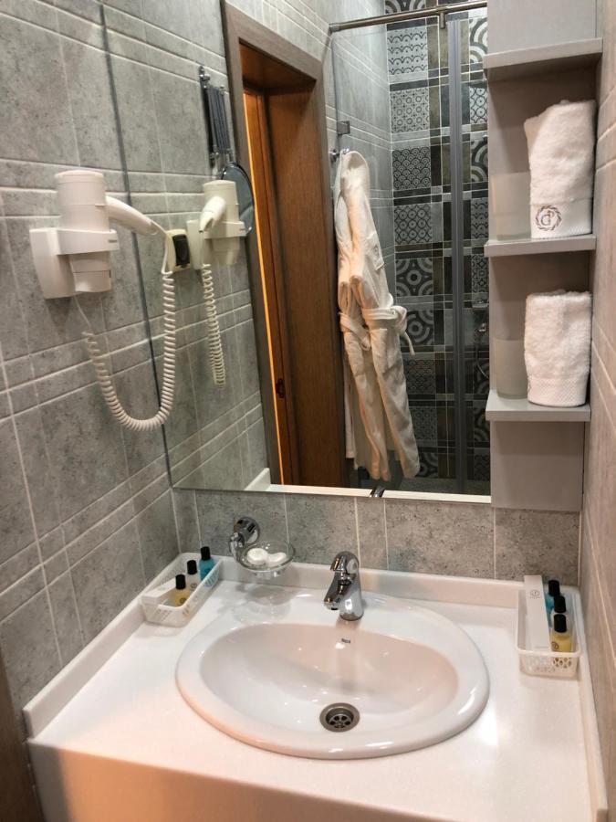 Grace Point Hotel Astana Chambre photo
