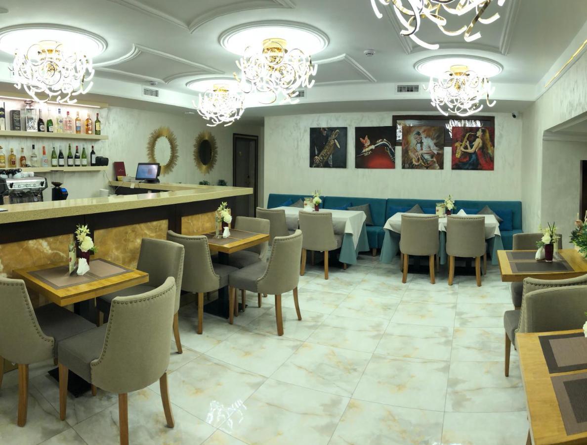 Grace Point Hotel Astana Chambre photo
